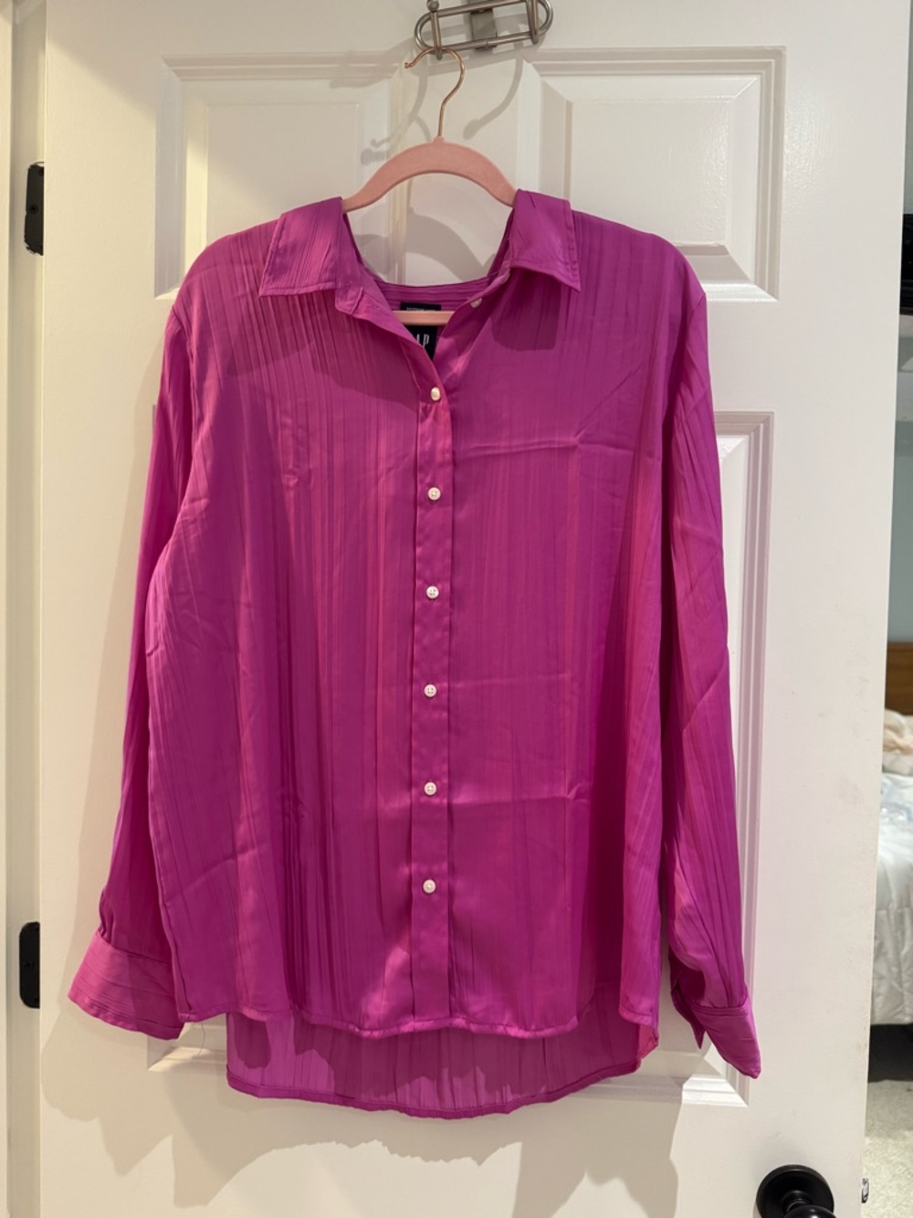 GAP Women's Button-Down Satin Shirt - Fuchsia